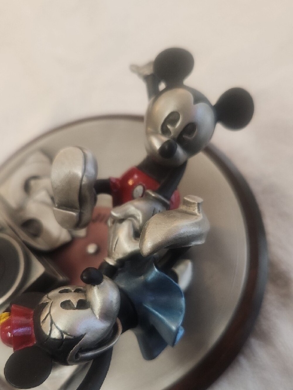 Mickey And Minnie Mouse Jitterbugging Pewter Figurine 1994 Limited Edition -READ - Picture 7 of 14